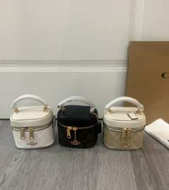 Picture of Coach Handbags _SKUfw233329040fw
